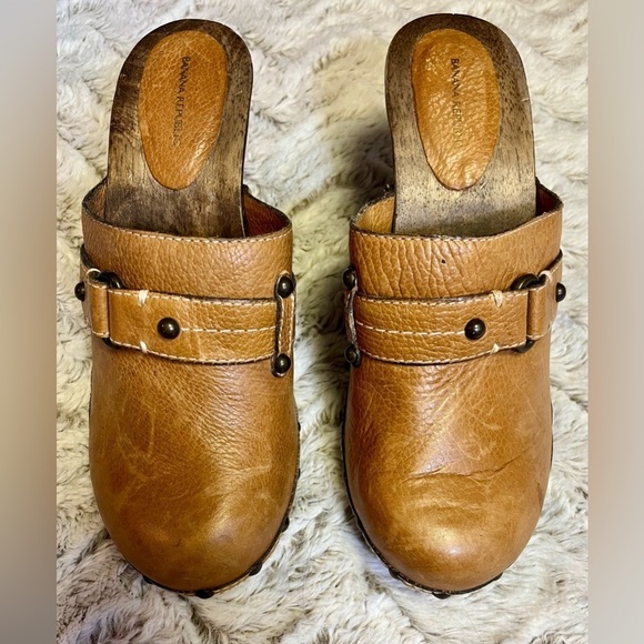 Y2K Vintage Style Banana Republic Women's Leather Wooden Clogs Boho Chic 
Size10 - Picture 2 of 9